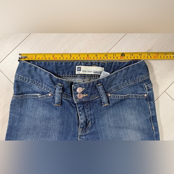 GAP Low Rise Cropped Stretch Denim Capri Women Jeans Size 2 - Picture 10 of 16